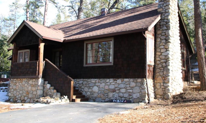 Idyllwild Casa | River Rock Retreat