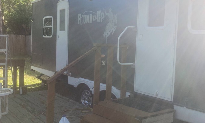 Homosassa Casa | River Round Up, Cozy RV in Amazing Homosassa with AC, WiFi