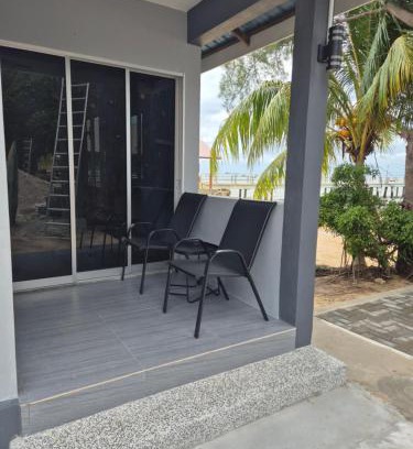 Tioman Island Cama Y Desayuno | River Side Chalet Tioman