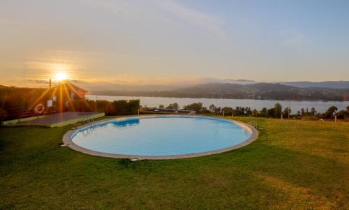 Gondarem Casa | River-side Villa