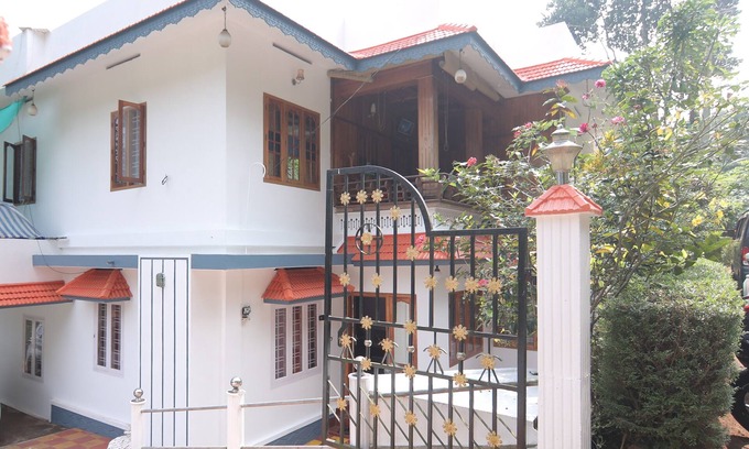 Elappara Casa | River Soul Villa/ 3-bedroom house in Riverside