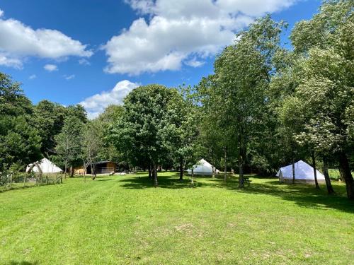 Llandovery Otro | River View Glamping