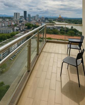 Kuching Apartamento | River view RDA 13A07A with balcony