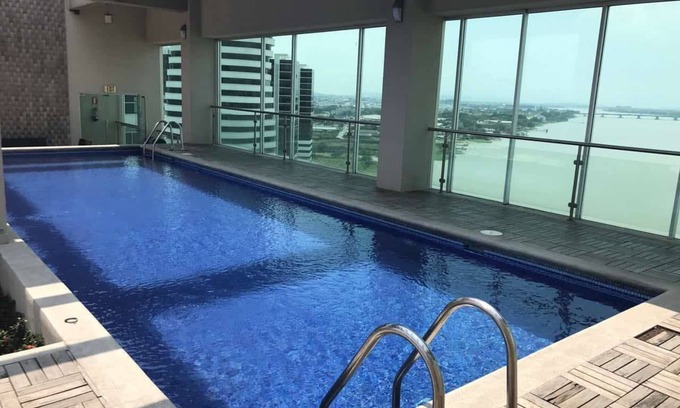 Las Peñas Apartamento | River View suites Puerto Santa Ana gye