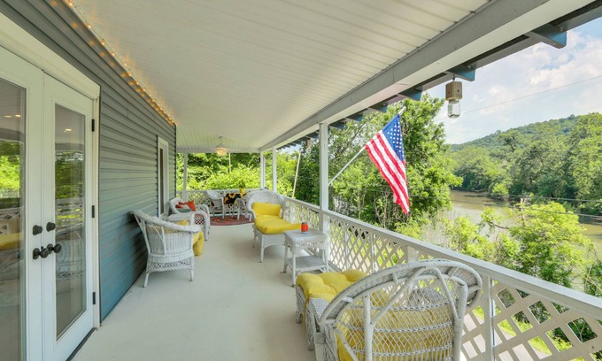 Huntingdon Casa | River Views & Boat Launch Access: Huntingdon Home