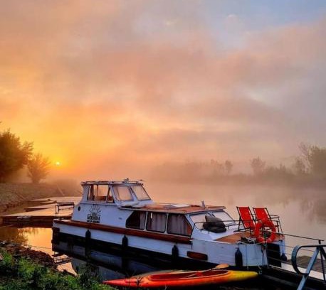 Poznan Alquiler De Eote | River Yacht Age of Aquarius