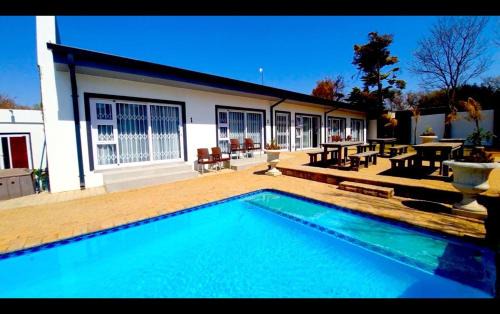 Potchefstroom Cama Y Desayuno | Riverbank Villas Guesthouse