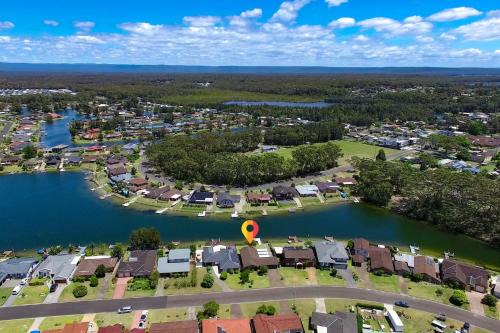 Sussex Inlet Casa | Riverfront Delight