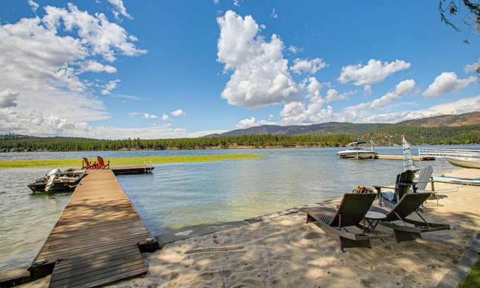 Tumtum Casa | Riverfront Home w/Dock & Views in Nine Mile Falls