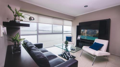 Las Peñas Apartamento | Riverfront I 1, piso 4, suite vista al rio, Puerto Santa Ana, Guayaquil