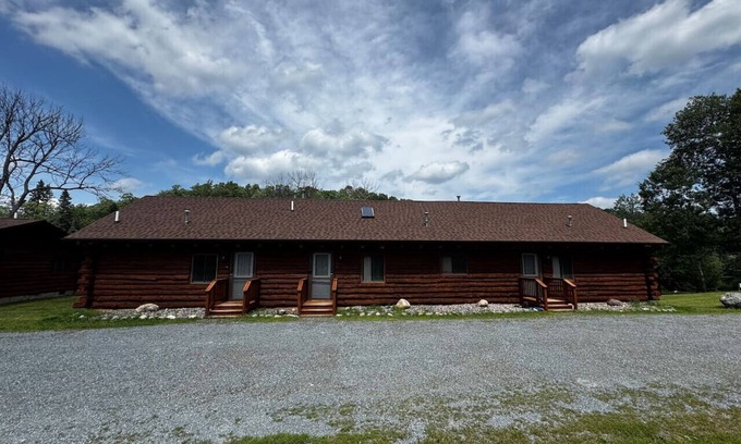 Crystal Falls Cabina | Riverfront Loft #6 Crystal Falls