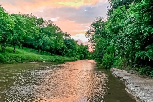 Liberty Hill Casa | Riverfront Oasis 1