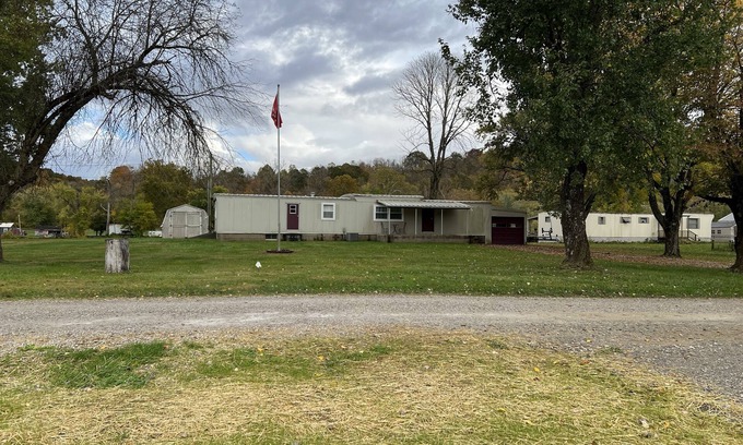 Blue Rock Casa | Riverfront property close to public hunting grounds