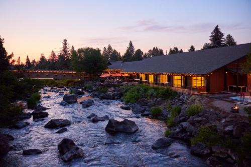 Orchard District Hotel | Riverhouse Lodge