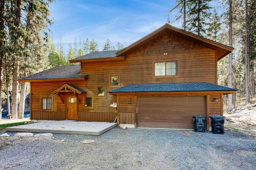 McCall Casa | Rivers Edge Retreat