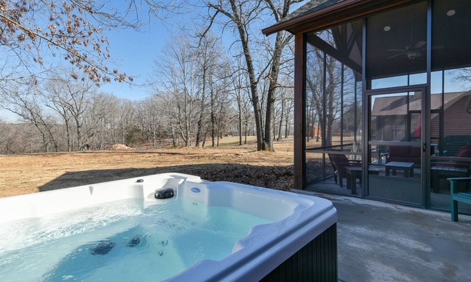Branson Cedars Casa | Riversedge Lodge | 4 Bed, 4 Bath