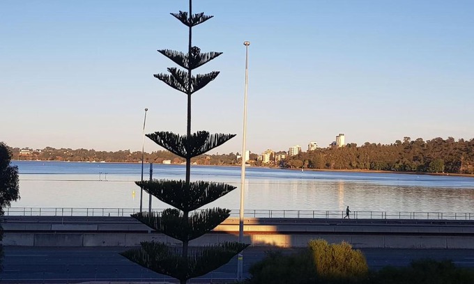 South Perth Apartamento | Riverside 2 bedroom with South Perth Peninsula Views