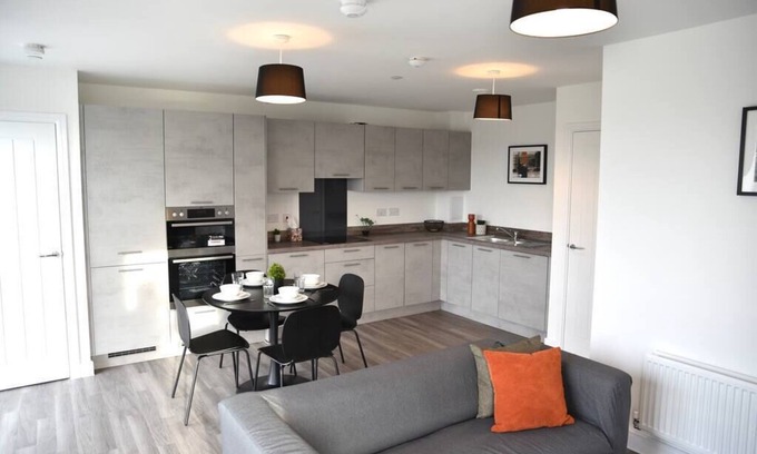 Chelmsford Apartamento | Riverside Apartment Chelmsford 5 min walk from the city centre
