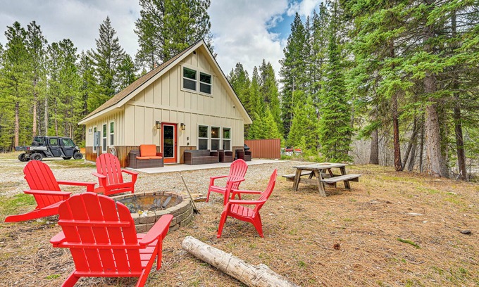 Darby Cabina | Riverside Cabin in Bitterroot National Forest!