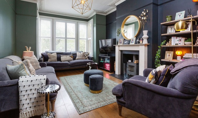 Chiswick Riverside Casa | Riverside Charm, by Veeve