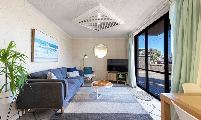 Glenelg North Apartamento | Pet Friendly Riverside Courtyard | Walk to Beach