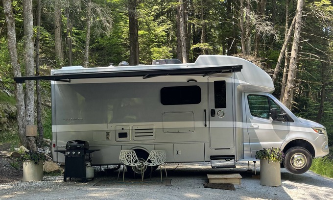 Arlington Casa | Riverside Deluxe RV