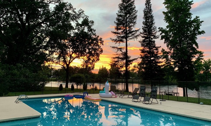 Cascade Casa | Riverside Home + Cottage - Exclusive Private Pool & Hot Tub - Sleeps 12