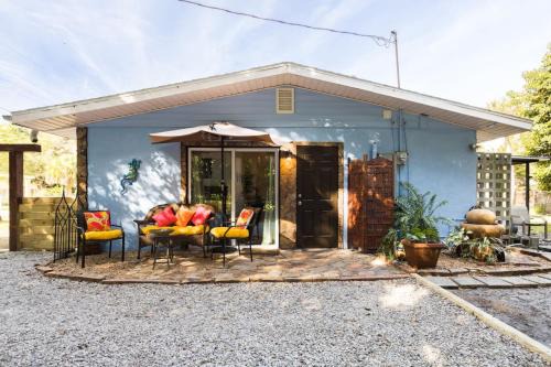 Newtown Apartamento | Riverside Oasis
