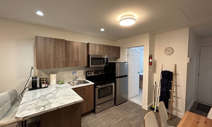 Regional District of Nanaimo Cabina | Cabaña de lujo de dos habitaciones a medida