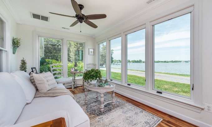 Croom Casa | Riverside Retreat - Views Galore. Near DC/Baltimore and Annapolis, MD