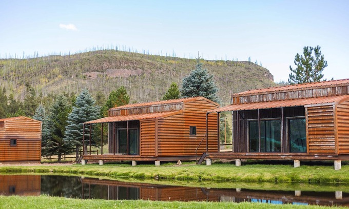 Springerville Cabina | Riverside Suite Casita 7