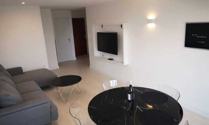 Blagnac Apartamento | Riverside Toulouse Savory
