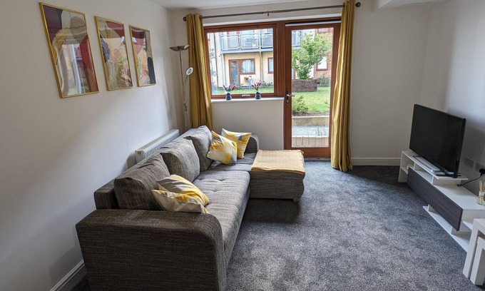 Greenhithe Apartamento | Riverside View Near London Pets Ok