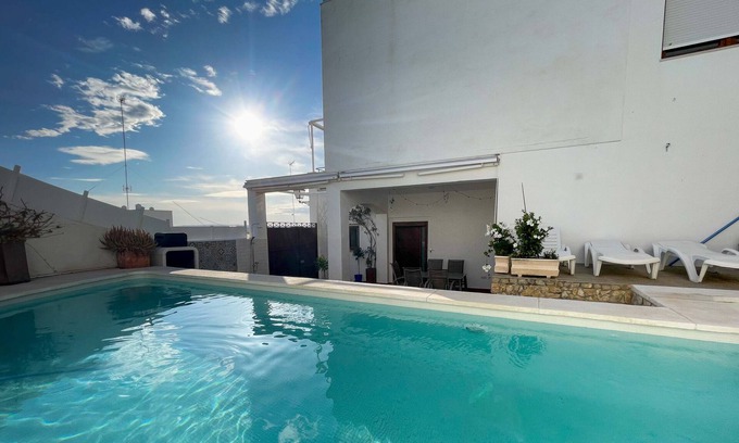 Ayamonte Chalet De Esquí | STE003 Casa de 4 habitaciones con vista al río, con piscina privada