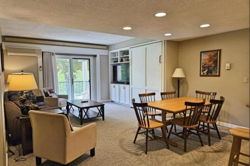 Lincoln Apartamento | Riverview at Rivergreen