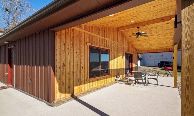 Cotter Cabina | Riverview Cabin in "Trout capital USA"n
