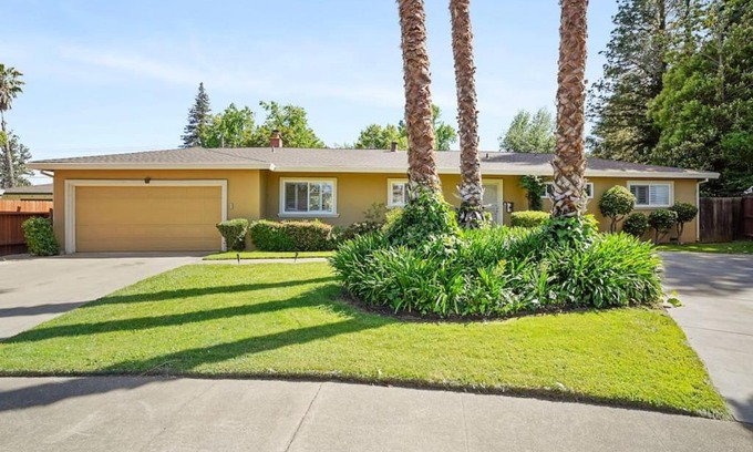 Little Pocket Casa | Riverview Huge Yard, Quiet Cul-de-Sac, Perfect for Families