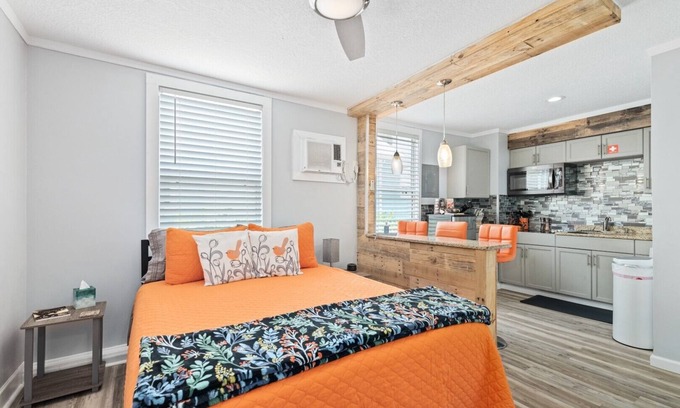 Melbourne Apartamento | Riverview Studio: Downtown Melbourne Efficiency