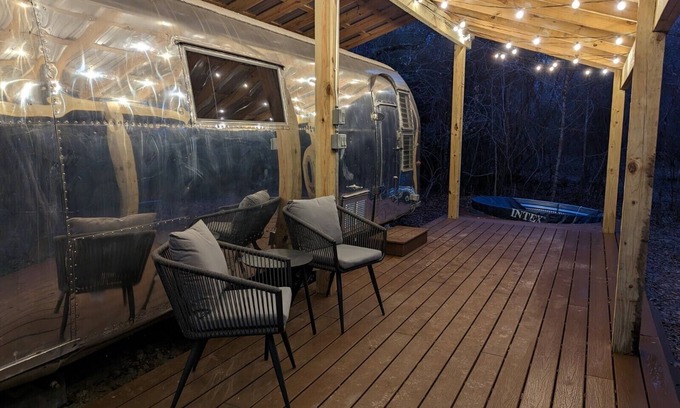 Madison County Casa | Riveted Retreat '62Airstream - 2hr Houston Dallas