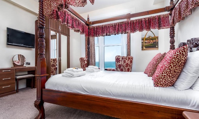 West Cliff Casa | Riviera Guesthouse