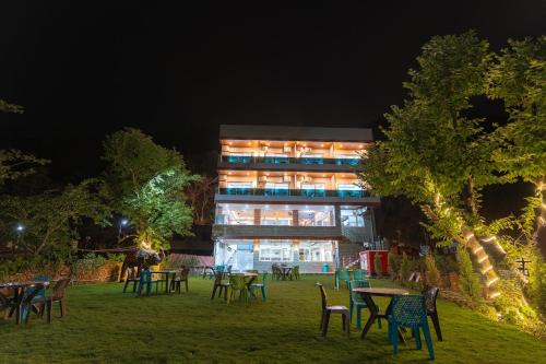Paliyal Gaon Complejo | Riviera Rishikesh Retreat
