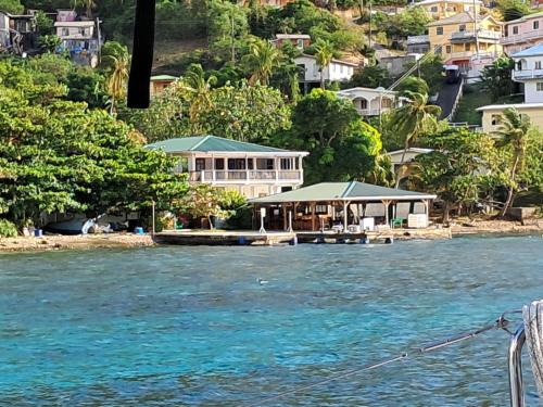 Bequia Island Hotel | RM Marina