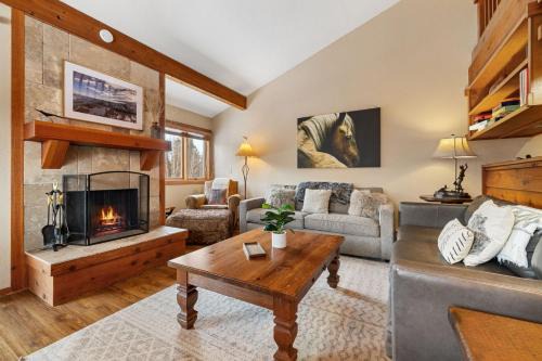 Moose Wilson Road Apartamento | RMR: Thistle 921 Condo in The AspensWilsonWY