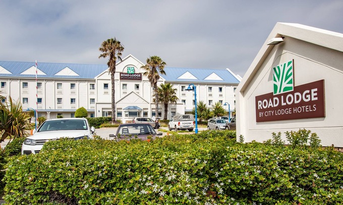 Summerstrand Hotel | Road Lodge Gqeberha