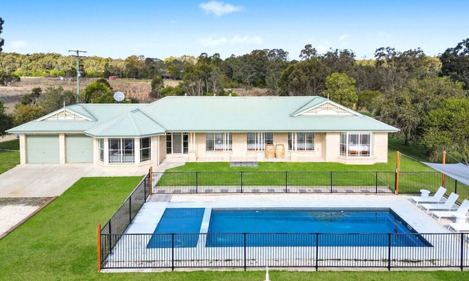 Keinbah Casa | Roads End | Games Barn | Ponies| Alfresco Dining