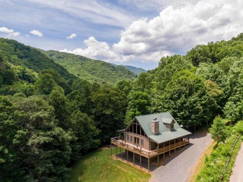Frank Casa | Roaring Creek Lodge