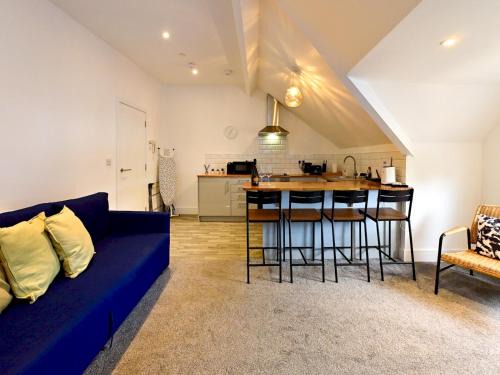 Caerau Apartamento | Roath - Modern Flat Near City Centre WParking Pass the Keys