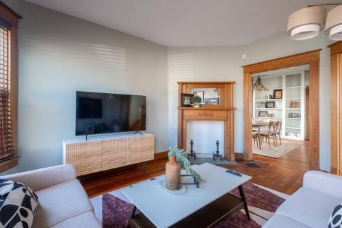 Columbus Casa | Robin's Egg, Private Downtown, Pet-Friendly Gem