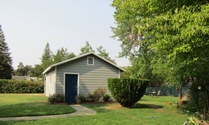 Orangevale Cabaña | Robin's Nest-1 Bedroom Garden Cottage in Fair Oaks