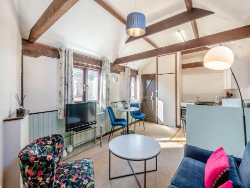 Colchester Casa | Robin - Uk48171